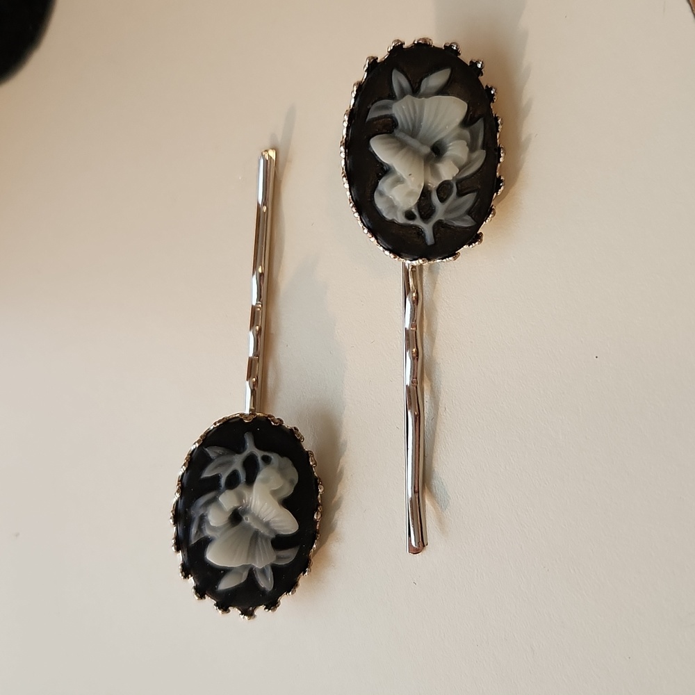 Faux Cameo hairpins